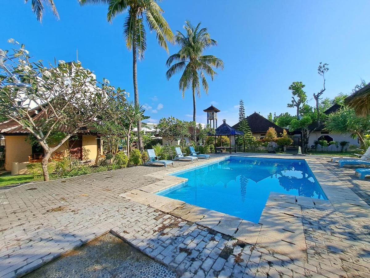 Surfers Beachfront Lombok Kuta  Exterior foto