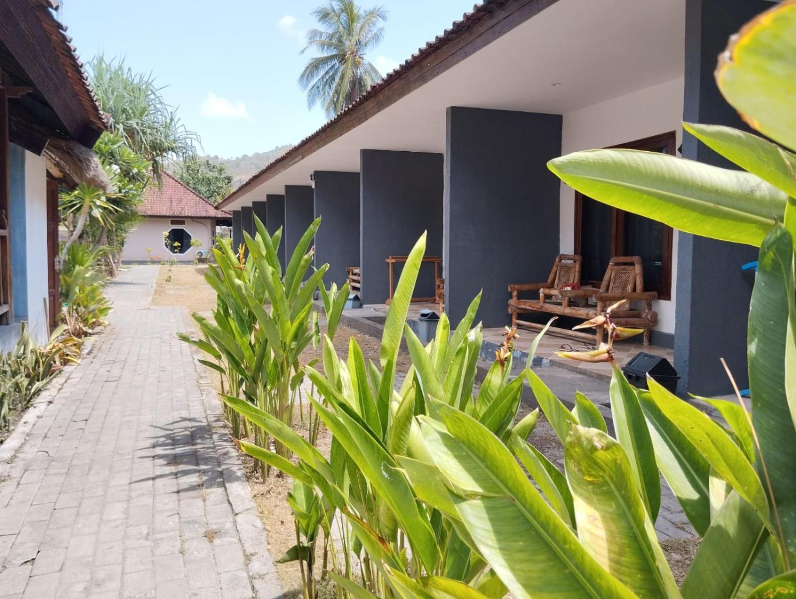 Surfers Beachfront Lombok Kuta  Exterior foto